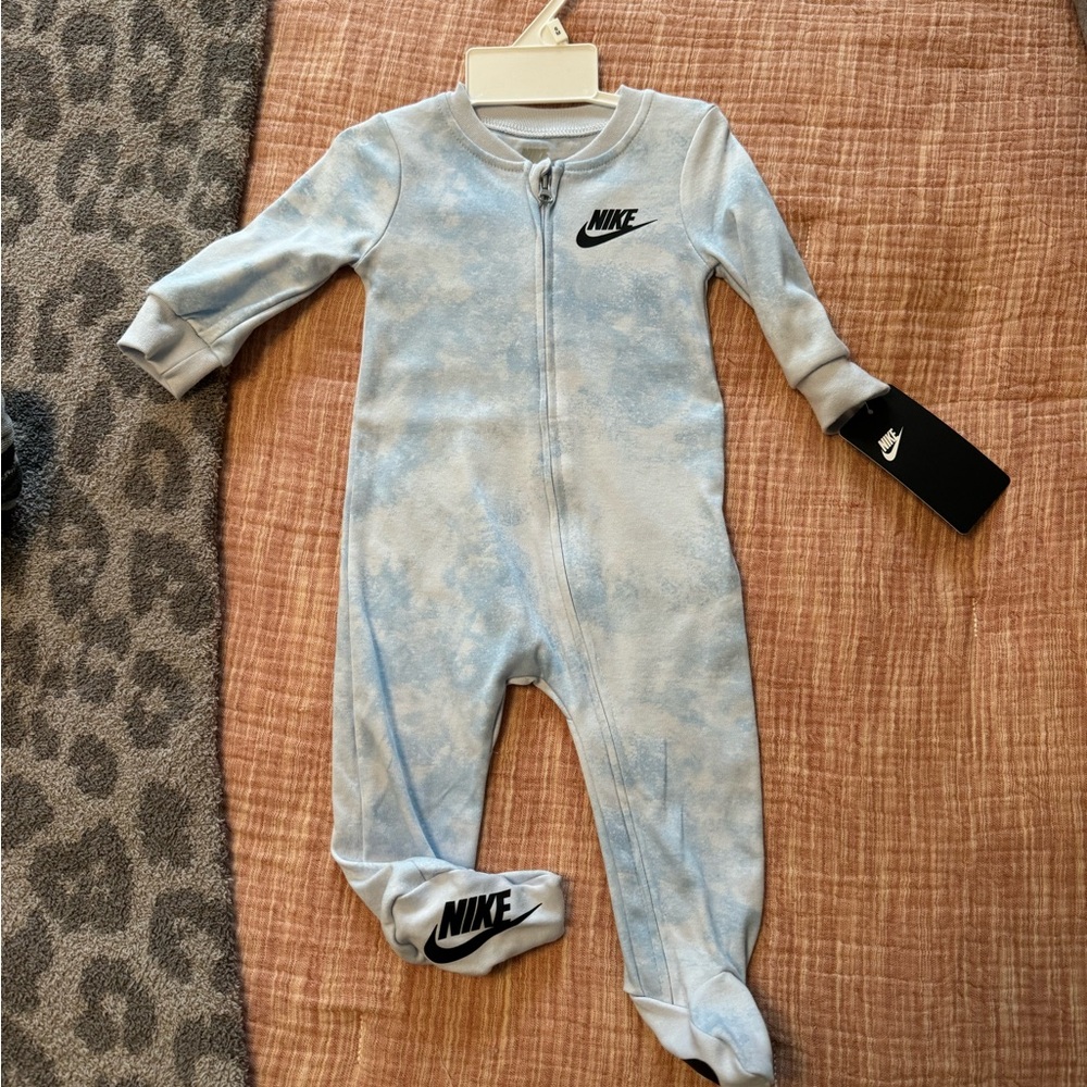Nike Kids One Piece in Light Blue